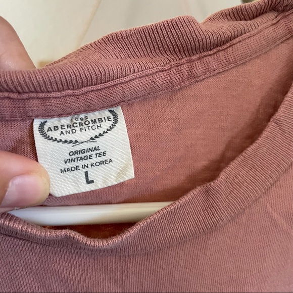 Abercrombie & Fitch Logo Tee // Dusty Pink // L - Picture 2 of 4